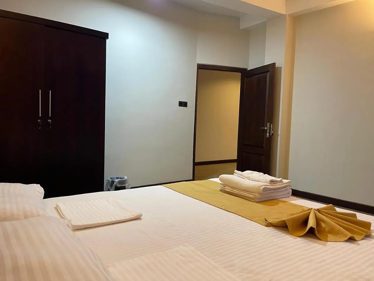 Hotel Lush Breeze Kandy Sri Lanka